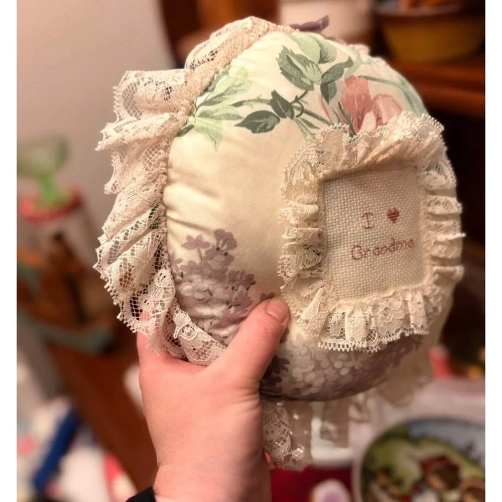 Vintage Floral I Heart Grandma Round Decorative Pillow Lace Trim Cottagecore